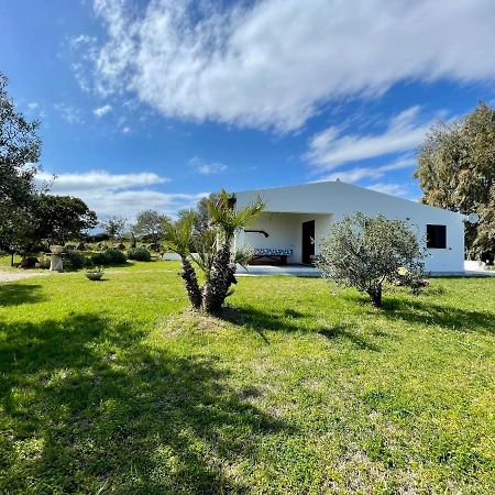 Casa Vacanze Gollei, Орозеи Екстериор снимка