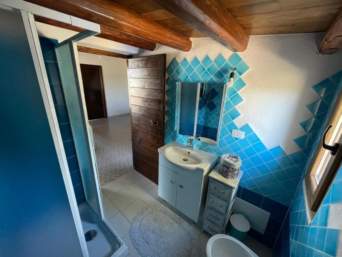 Casa Vacanze Gollei, Орозеи Екстериор снимка