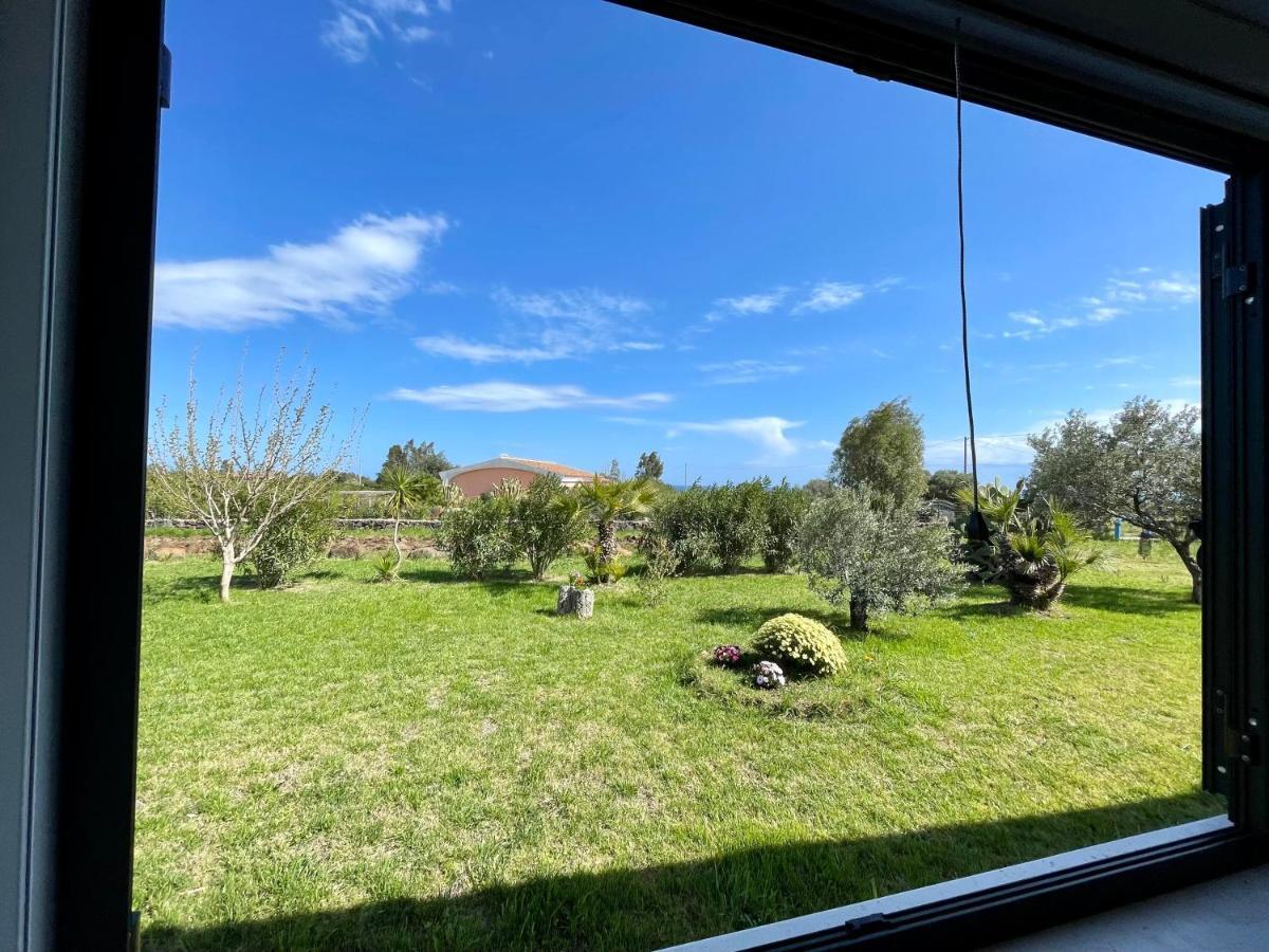 Casa Vacanze Gollei, Орозеи Екстериор снимка